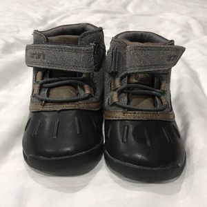 Brand new Carter’s Toddler Velcro Boots